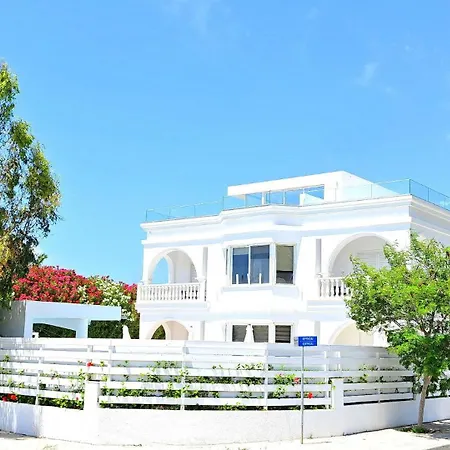 Villa Cecilia Coral *