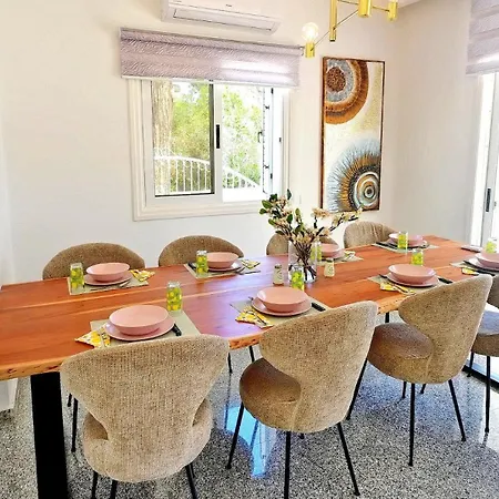 Villa Cecilia Coral *